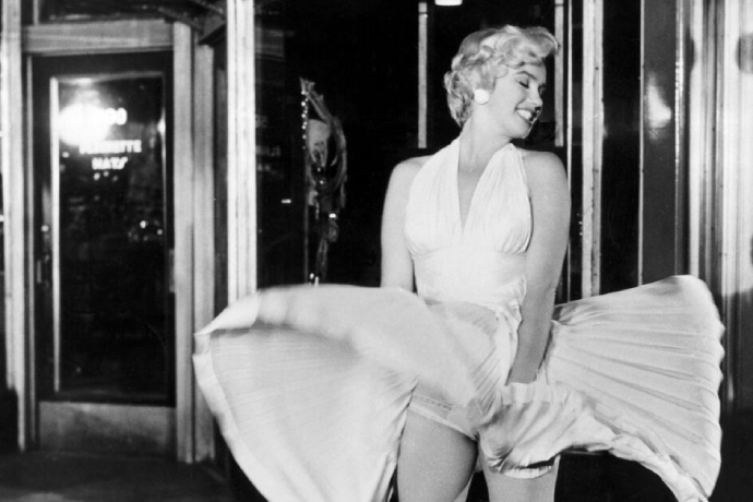 La Robe "Seven Year Itch" de Marilyn Monroe : Un Souvenir Éblouissant de l'Âge d'Or d'Hollywood