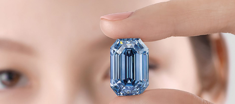 Le Diamant Oppenheimer Blue : Un Trésor Azur de 57 Millions de Dollars