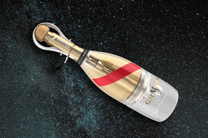 Mumm et Axiom Space : Le premier champagne adapté à la zéro gravité