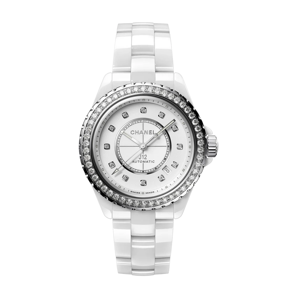 Chanel J12 Diamants : l’horlogerie de luxe entre innovation et éclat intemporel